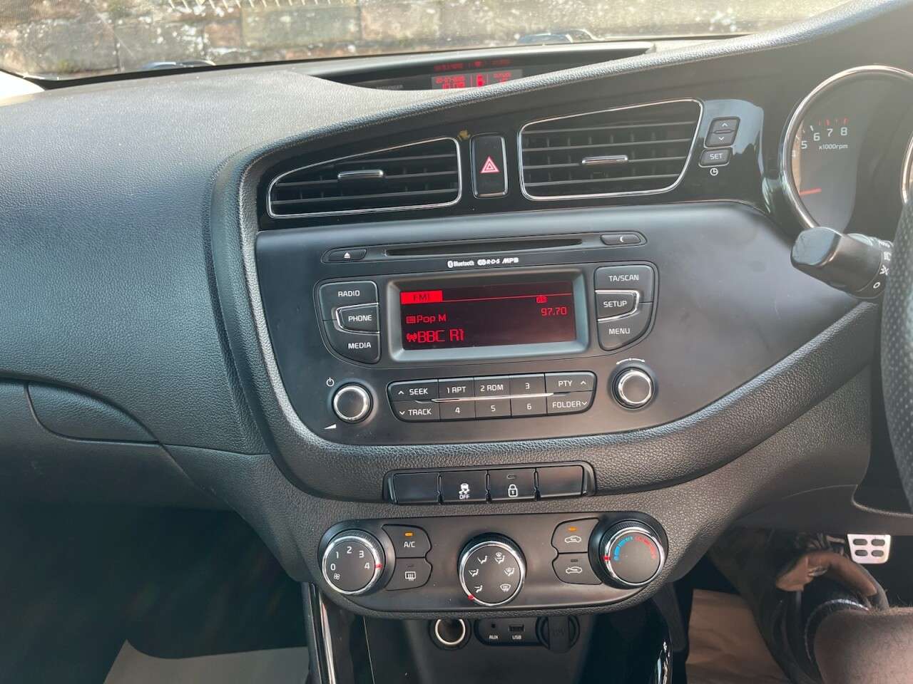 2015 KIA CEED 2015 KIA CEED