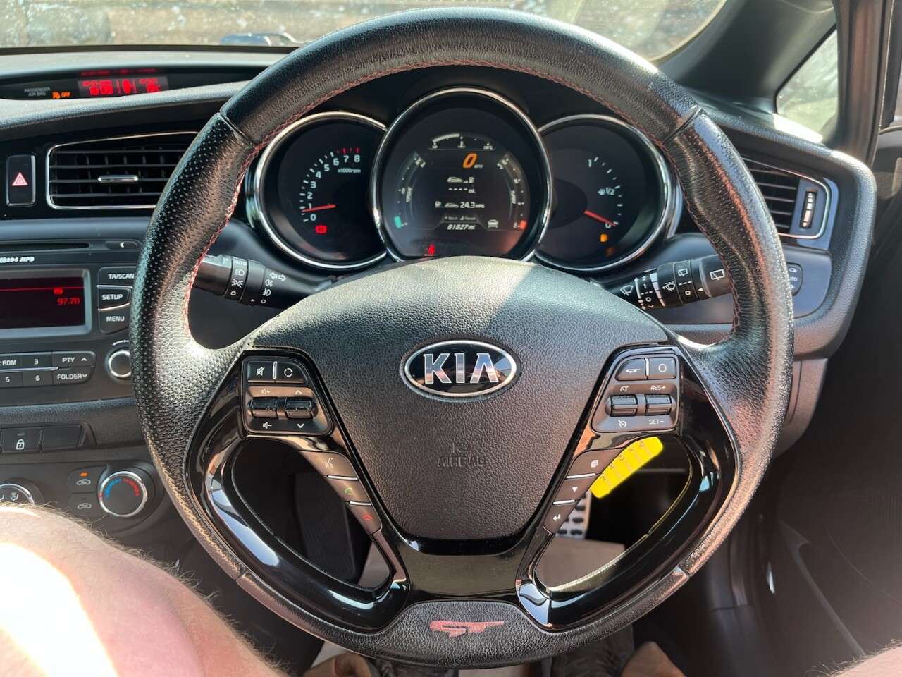 2015 KIA CEED 2015 KIA CEED