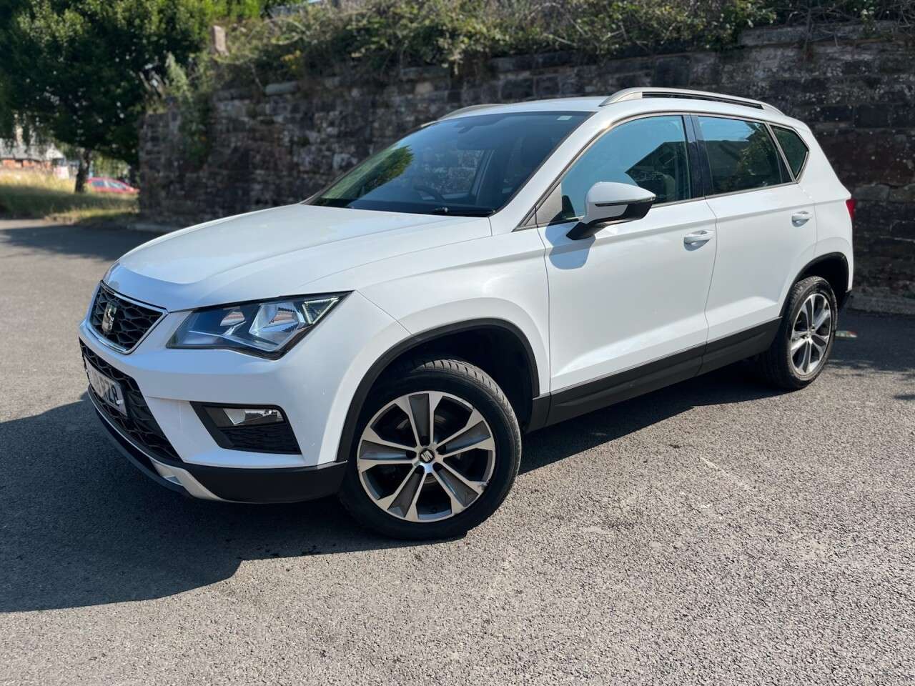 A 2018 SEAT ATECA 1.6 TDI Ecomotive SE SUV 5dr Diesel Manual Euro 6 (s/s) (115 ps) A 2018 SEAT ATECA 1.6 TDI Ecomotive SE SUV 5dr Diesel Manual Euro 6 (s/s) (115 ps)