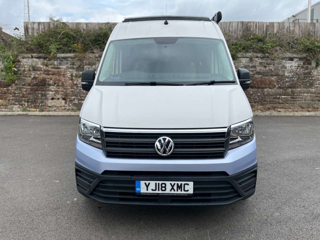 A 2018 VOLKSWAGEN CRAFTER 2.0 TDI CR35 BlueMotion Tech Startline camper Van 5dr Diesel Manual FWD LWB A 2018 VOLKSWAGEN CRAFTER 2.0 TDI CR35 BlueMotion Tech Startline camper Van 5dr Diesel Manual FWD LWB