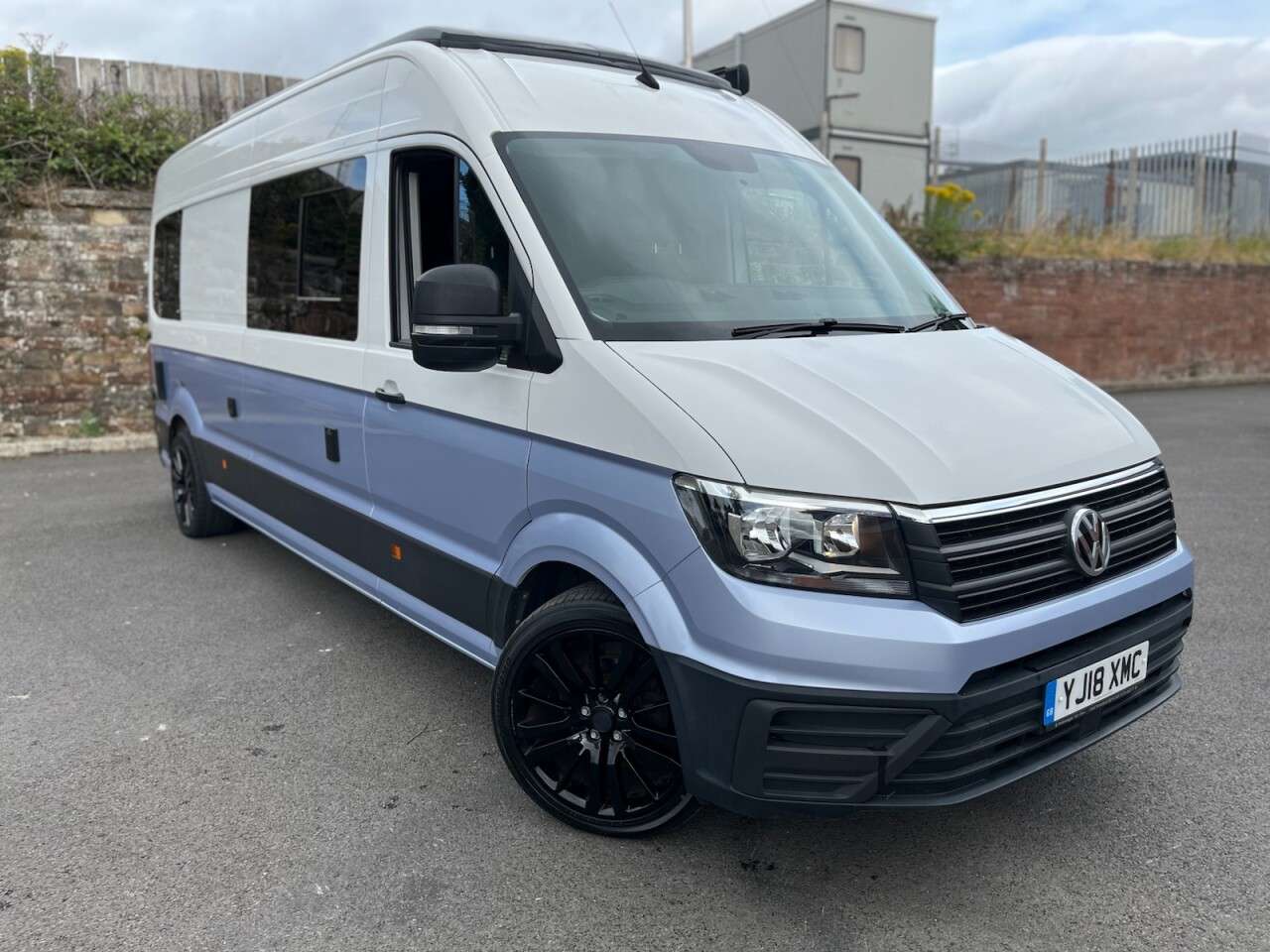 A 2018 VOLKSWAGEN CRAFTER 2.0 TDI CR35 BlueMotion Tech Startline camper Van 5dr Diesel Manual FWD LWB A 2018 VOLKSWAGEN CRAFTER 2.0 TDI CR35 BlueMotion Tech Startline camper Van 5dr Diesel Manual FWD LWB