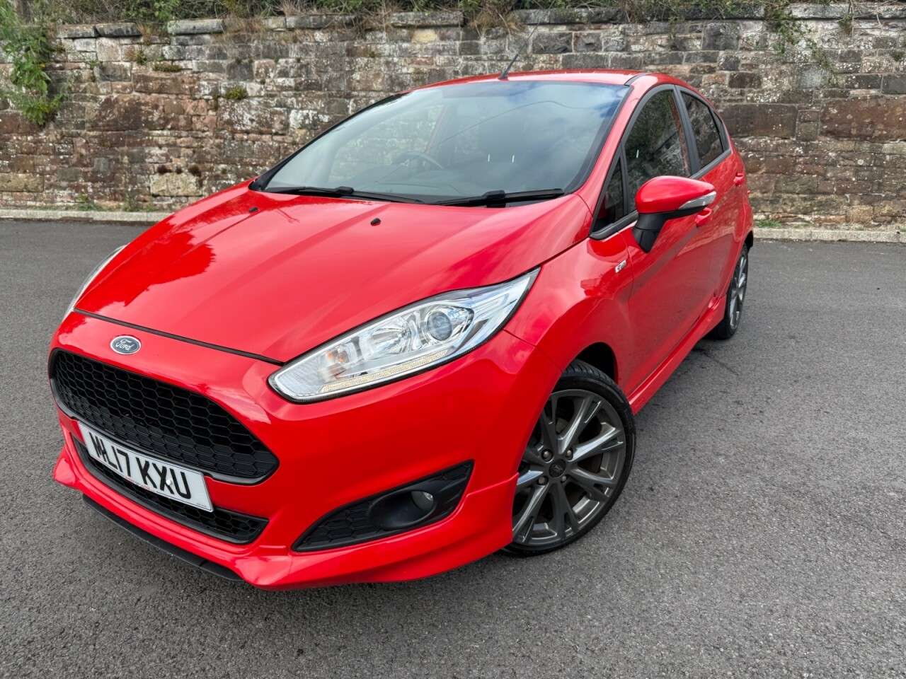 A 2017 FORD FIESTA 1.5 TDCi ST-Line Hatchback 5dr Diesel Manual Euro 6 (95 ps) A 2017 FORD FIESTA 1.5 TDCi ST-Line Hatchback 5dr Diesel Manual Euro 6 (95 ps)