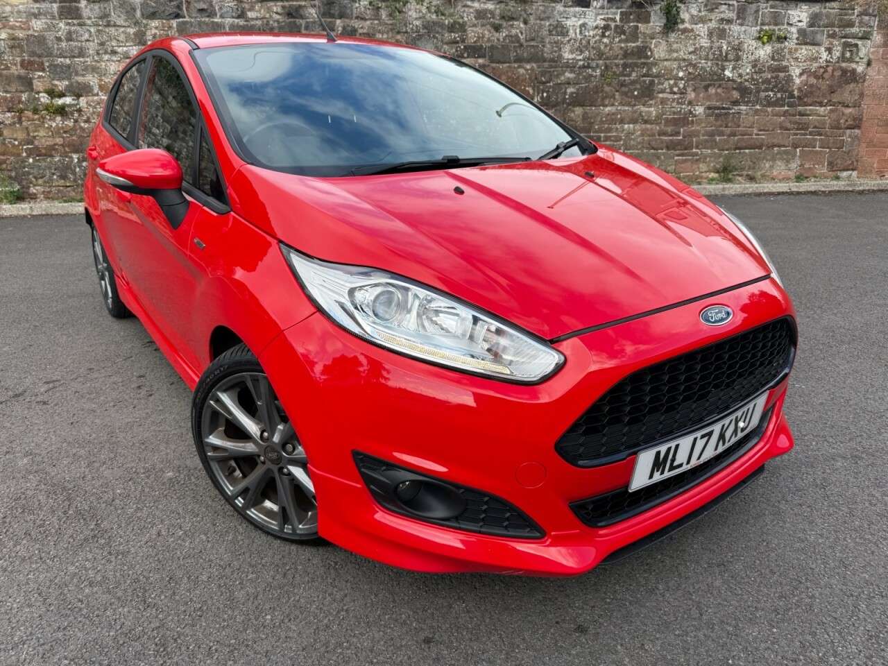 A 2017 FORD FIESTA 1.5 TDCi ST-Line Hatchback 5dr Diesel Manual Euro 6 (95 ps) A 2017 FORD FIESTA 1.5 TDCi ST-Line Hatchback 5dr Diesel Manual Euro 6 (95 ps)