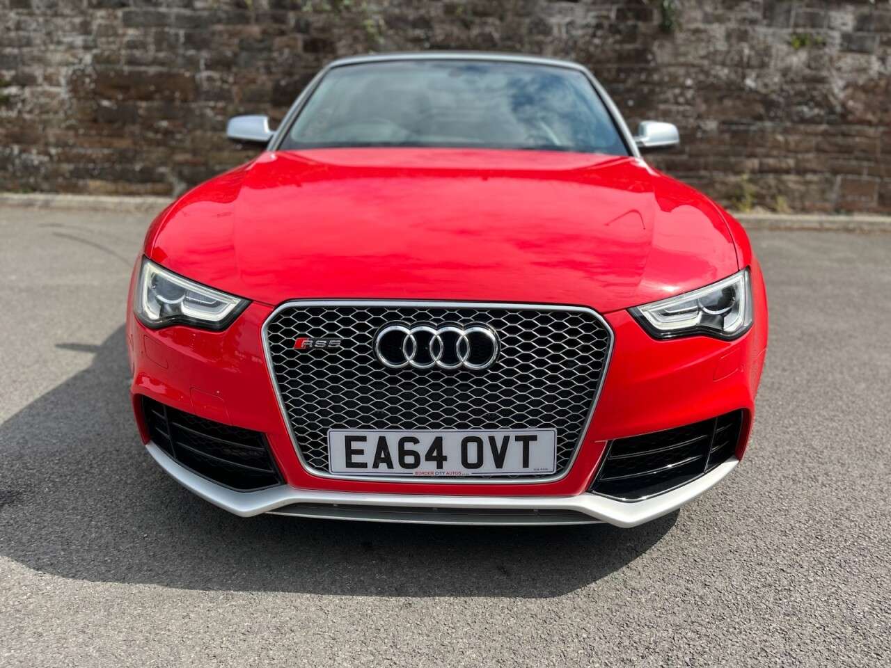 A 2014 AUDI RS5 4.2 FSI V8 Cabriolet 2dr Petrol S Tronic quattro Euro 5 (450 ps) (CAT-S) A 2014 AUDI RS5 4.2 FSI V8 Cabriolet 2dr Petrol S Tronic quattro Euro 5 (450 ps) (CAT-S)