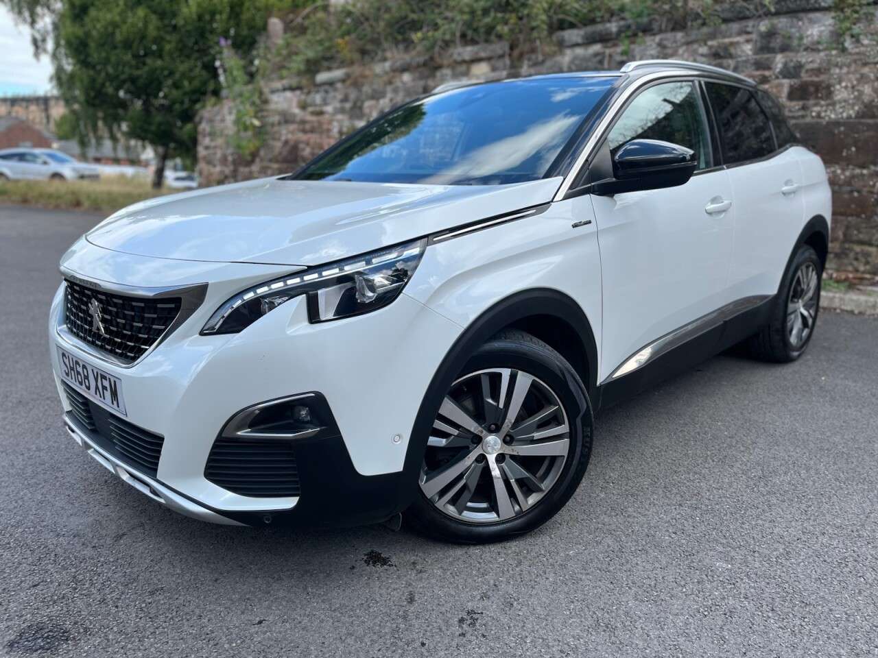 A 2019 PEUGEOT 3008 1.5 BlueHDi GT Line SUV 5dr Diesel Manual Euro 6 (s/s) (130 ps) A 2019 PEUGEOT 3008 1.5 BlueHDi GT Line SUV 5dr Diesel Manual Euro 6 (s/s) (130 ps)