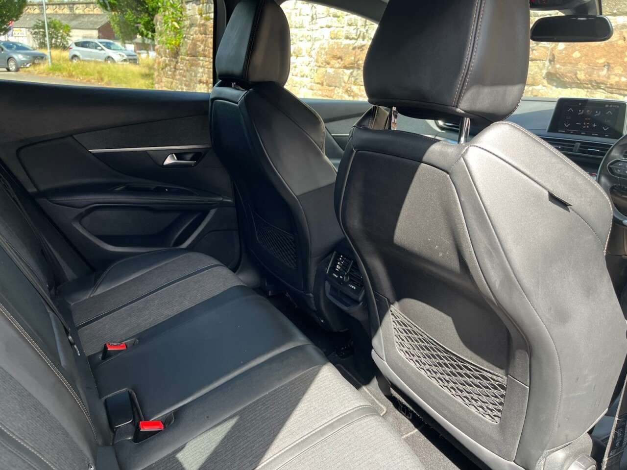 2019 PEUGEOT 3008 2019 PEUGEOT 3008