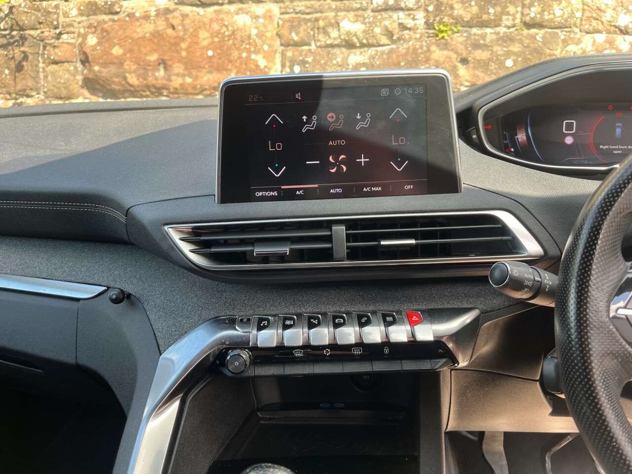 2019 PEUGEOT 3008 2019 PEUGEOT 3008