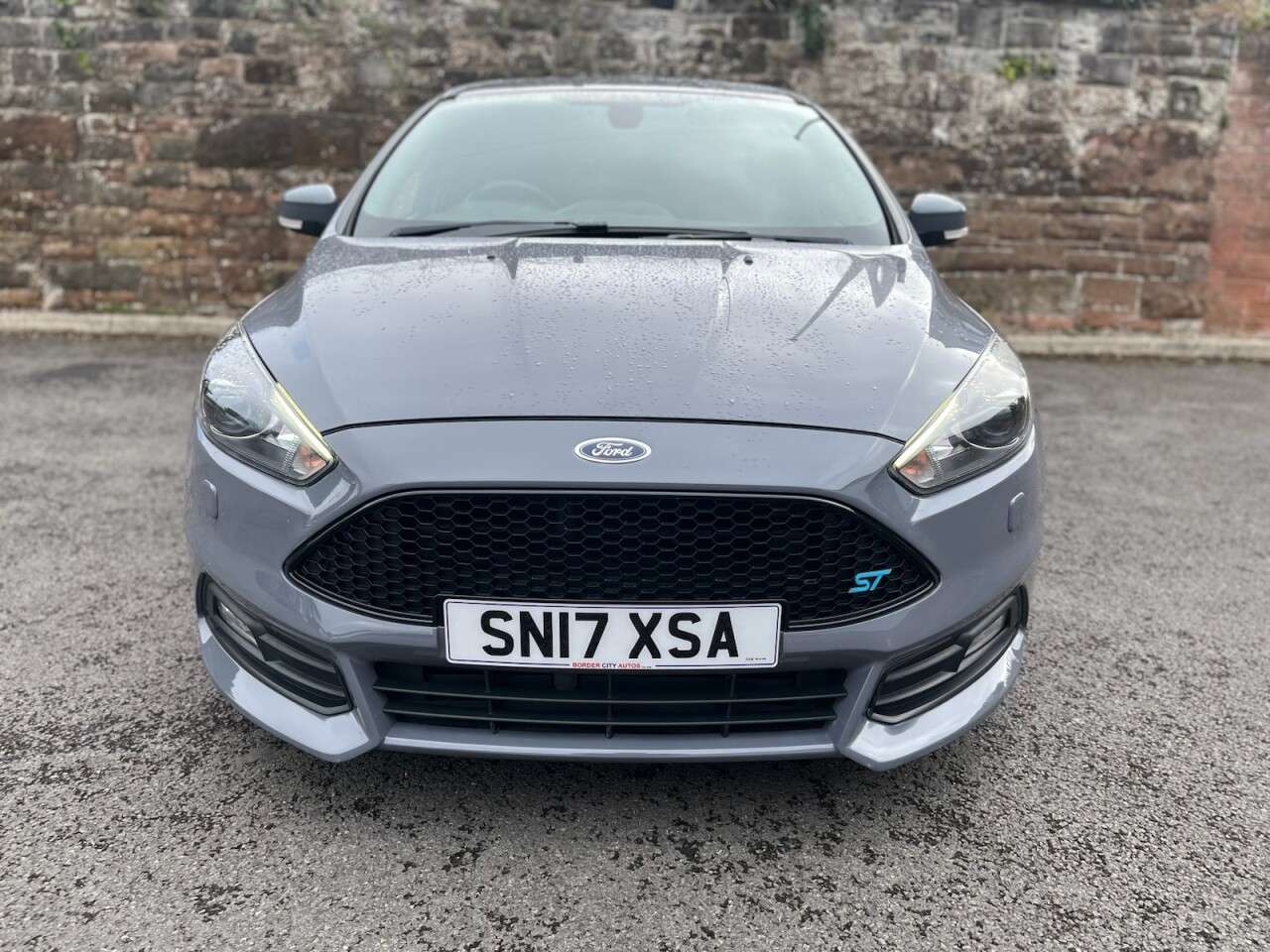 A 2017 FORD FOCUS 2.0 TDCi ST-3 Hatchback 5dr Diesel Manual Euro 6 (s/s) (185 ps) A 2017 FORD FOCUS 2.0 TDCi ST-3 Hatchback 5dr Diesel Manual Euro 6 (s/s) (185 ps)