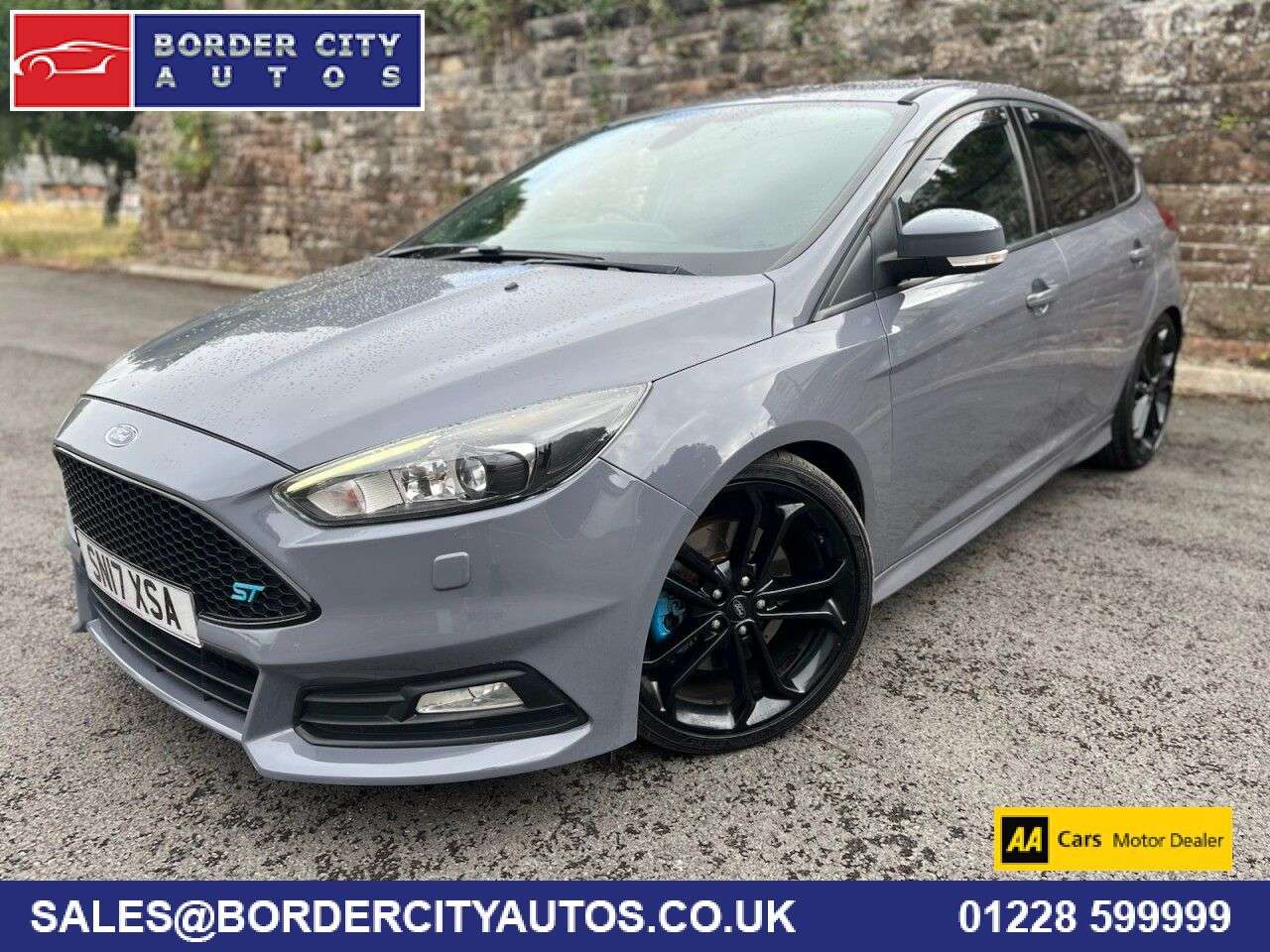 A 2017 FORD FOCUS 2.0 TDCi ST-3 Hatchback 5dr Diesel Manual Euro 6 (s/s) (185 ps) A 2017 FORD FOCUS 2.0 TDCi ST-3 Hatchback 5dr Diesel Manual Euro 6 (s/s) (185 ps)