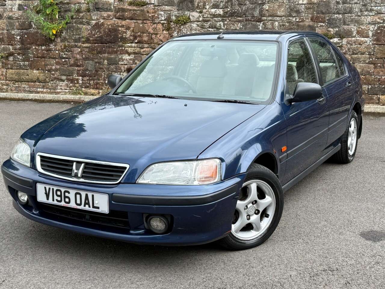 A 1999 HONDA CIVIC 1.6 SE Hatchback 5dr Petrol Automatic (a/c) (212 g/km, 114 bhp) A 1999 HONDA CIVIC 1.6 SE Hatchback 5dr Petrol Automatic (a/c) (212 g/km, 114 bhp)