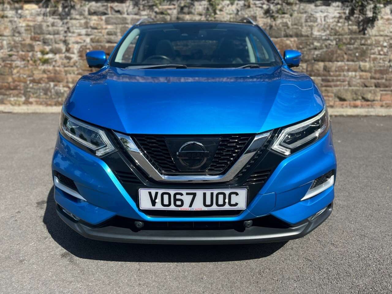 A 2017 NISSAN QASHQAI 1.6 dCi Tekna SUV 5dr Diesel XTRON Euro 6 (s/s) (130 ps) A 2017 NISSAN QASHQAI 1.6 dCi Tekna SUV 5dr Diesel XTRON Euro 6 (s/s) (130 ps)