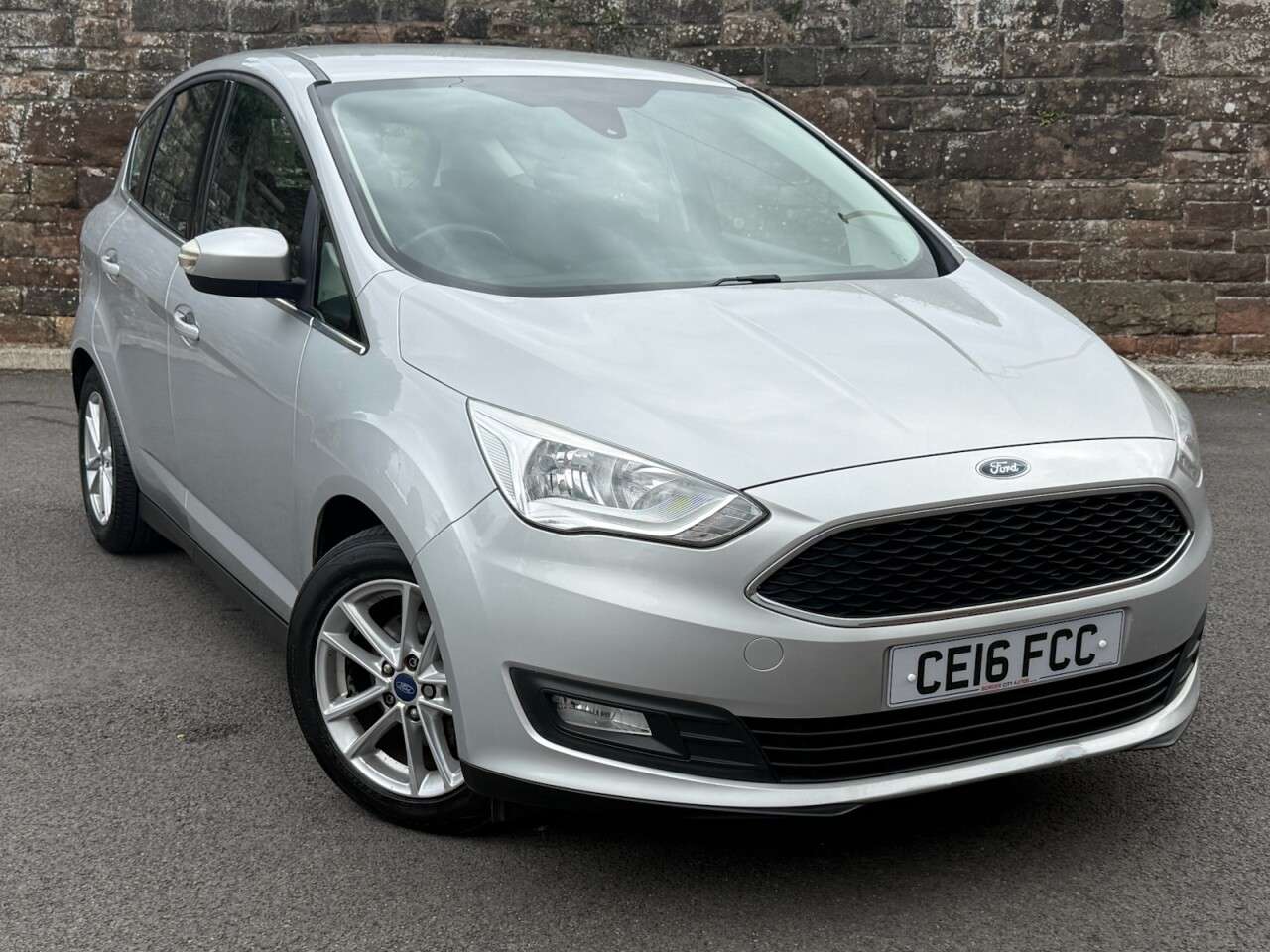 A 2016 FORD C-MAX 1.5 TDCi Zetec MPV 5dr Diesel Powershift Euro 6 (s/s) (120 ps) A 2016 FORD C-MAX 1.5 TDCi Zetec MPV 5dr Diesel Powershift Euro 6 (s/s) (120 ps)