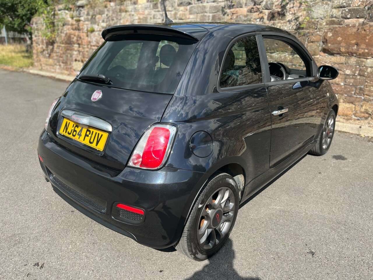 2014 FIAT 500 2014 FIAT 500