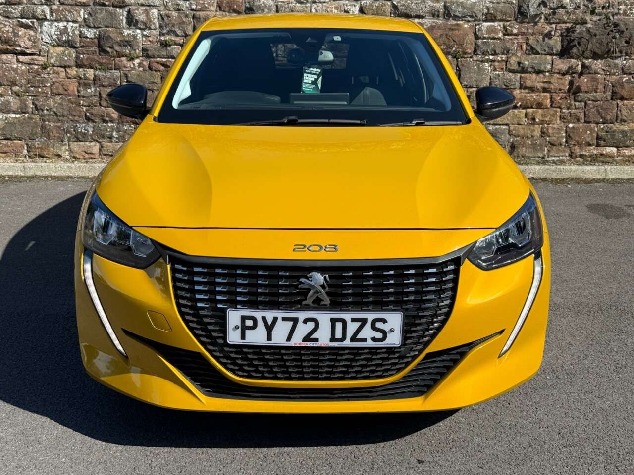 A 2022 PEUGEOT 208 1.2 PureTech Allure Premium + Hatchback 5dr Petrol Manual Euro 6 (s/s) (100 A 2022 PEUGEOT 208 1.2 PureTech Allure Premium + Hatchback 5dr Petrol Manual Euro 6 (s/s) (100