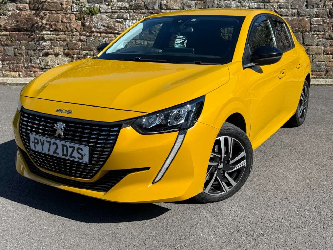 A 2022 PEUGEOT 208 1.2 PureTech Allure Premium + Hatchback 5dr Petrol Manual Euro 6 (s/s) (100 A 2022 PEUGEOT 208 1.2 PureTech Allure Premium + Hatchback 5dr Petrol Manual Euro 6 (s/s) (100