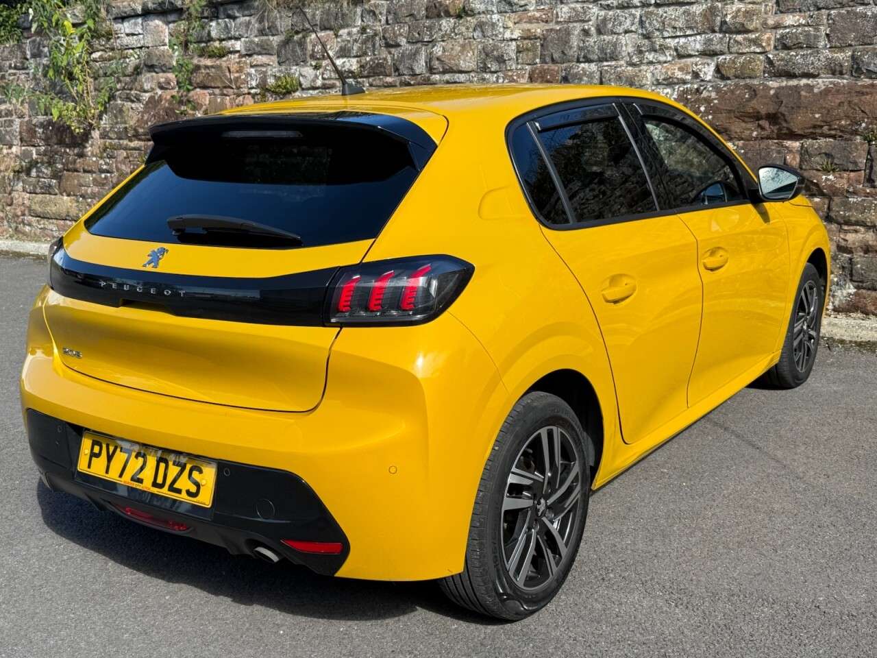 2022 PEUGEOT 208 2022 PEUGEOT 208