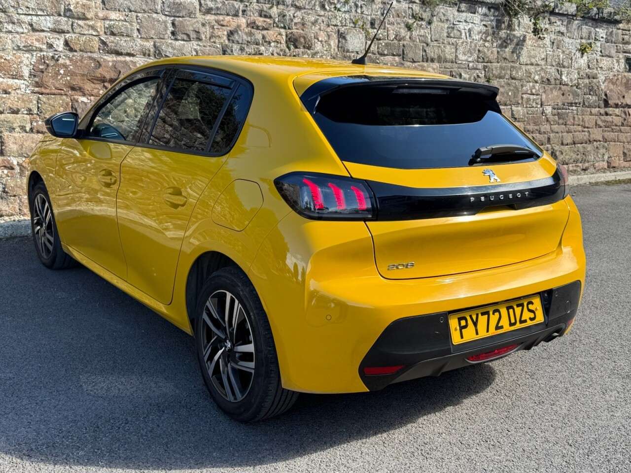2022 PEUGEOT 208 2022 PEUGEOT 208