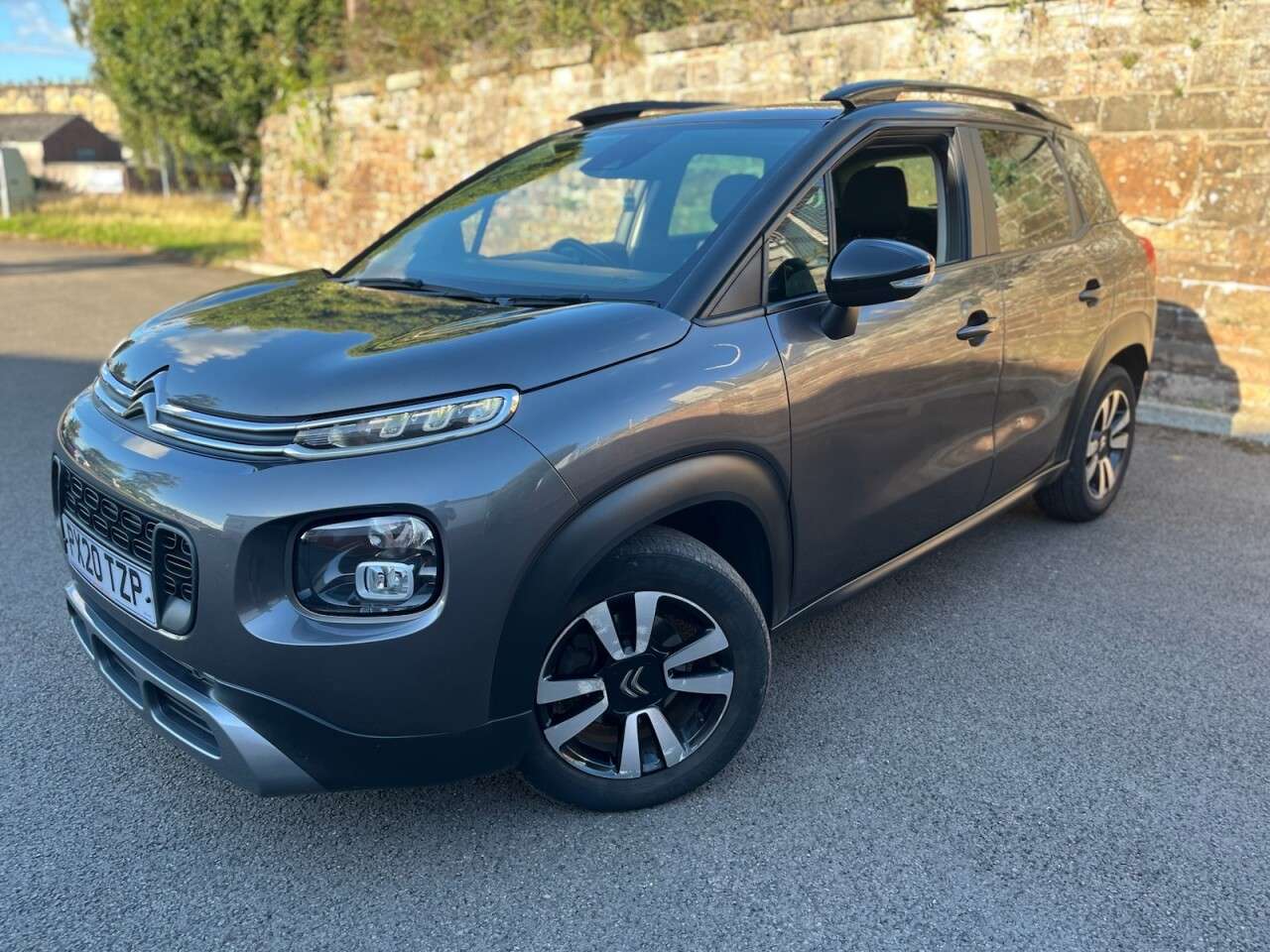 A 2020 CITROEN C3 AIRCROSS 1.2 PureTech Feel SUV 5dr Petrol Manual 6 Spd Euro 6 (s/s) (110 ps) A 2020 CITROEN C3 AIRCROSS 1.2 PureTech Feel SUV 5dr Petrol Manual 6 Spd Euro 6 (s/s) (110 ps)