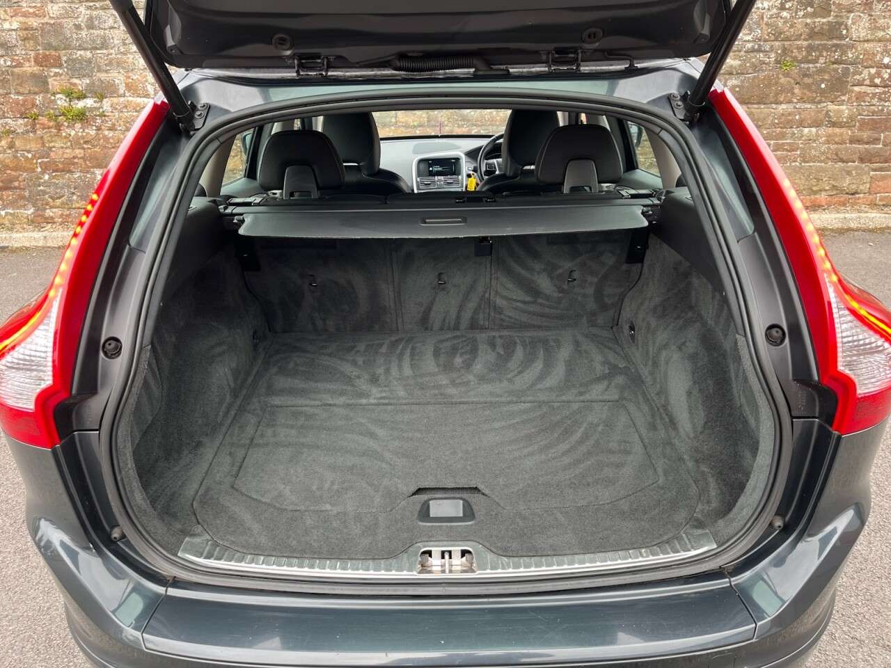 2015 VOLVO XC60 2015 VOLVO XC60