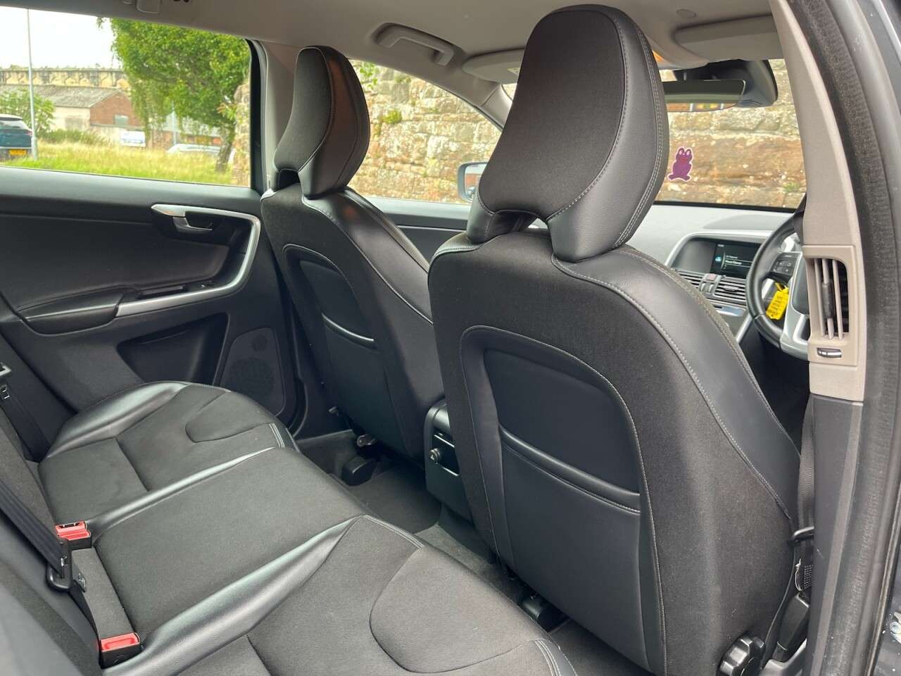 2015 VOLVO XC60 2015 VOLVO XC60