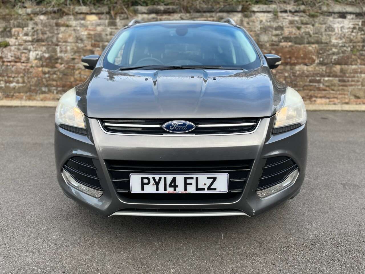 A 2014 FORD KUGA 2.0 TDCi Titanium SUV 5dr Diesel Manual 2WD Euro 5 (140 ps) A 2014 FORD KUGA 2.0 TDCi Titanium SUV 5dr Diesel Manual 2WD Euro 5 (140 ps)