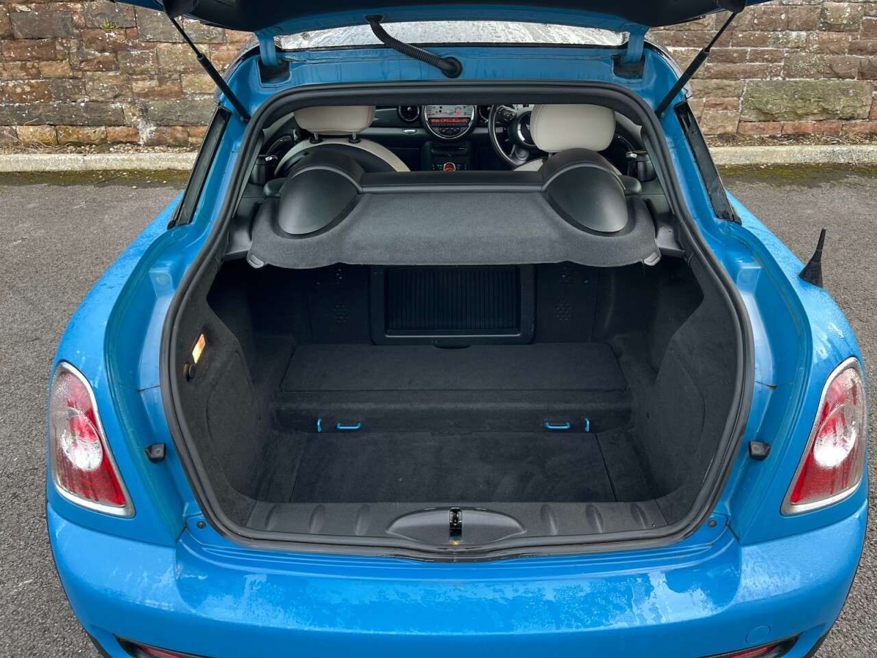 2013 MINI COUPE 2013 MINI COUPE