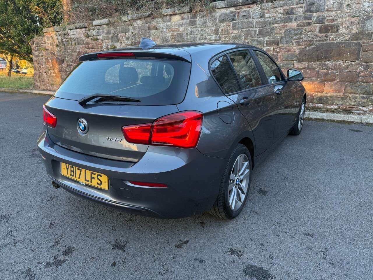 2017 BMW 1 SERIES 2017 BMW 1 SERIES
