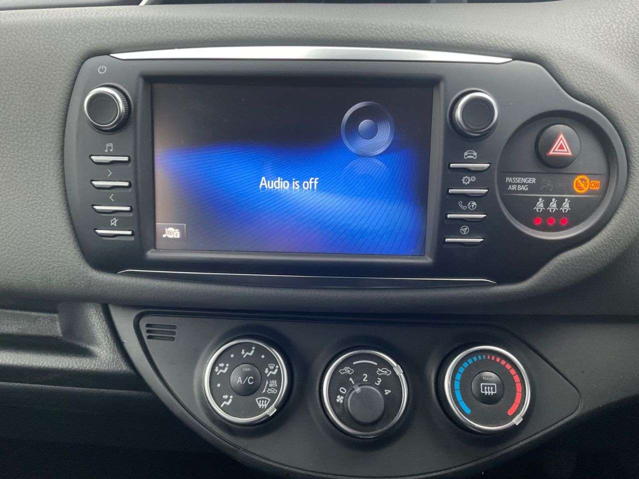 2019 TOYOTA YARIS 2019 TOYOTA YARIS