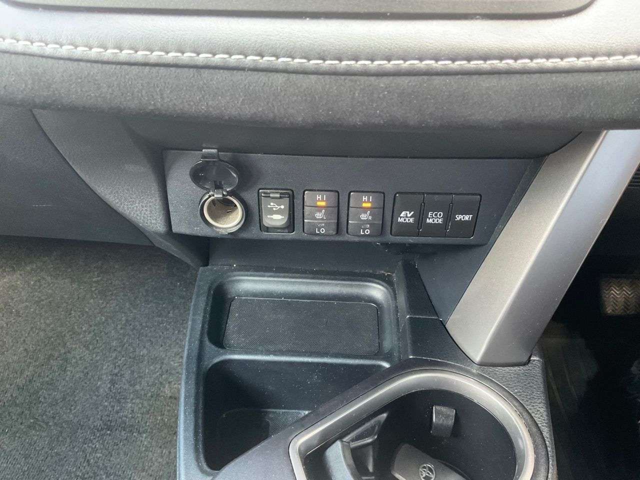 2017 TOYOTA RAV4 2017 TOYOTA RAV4