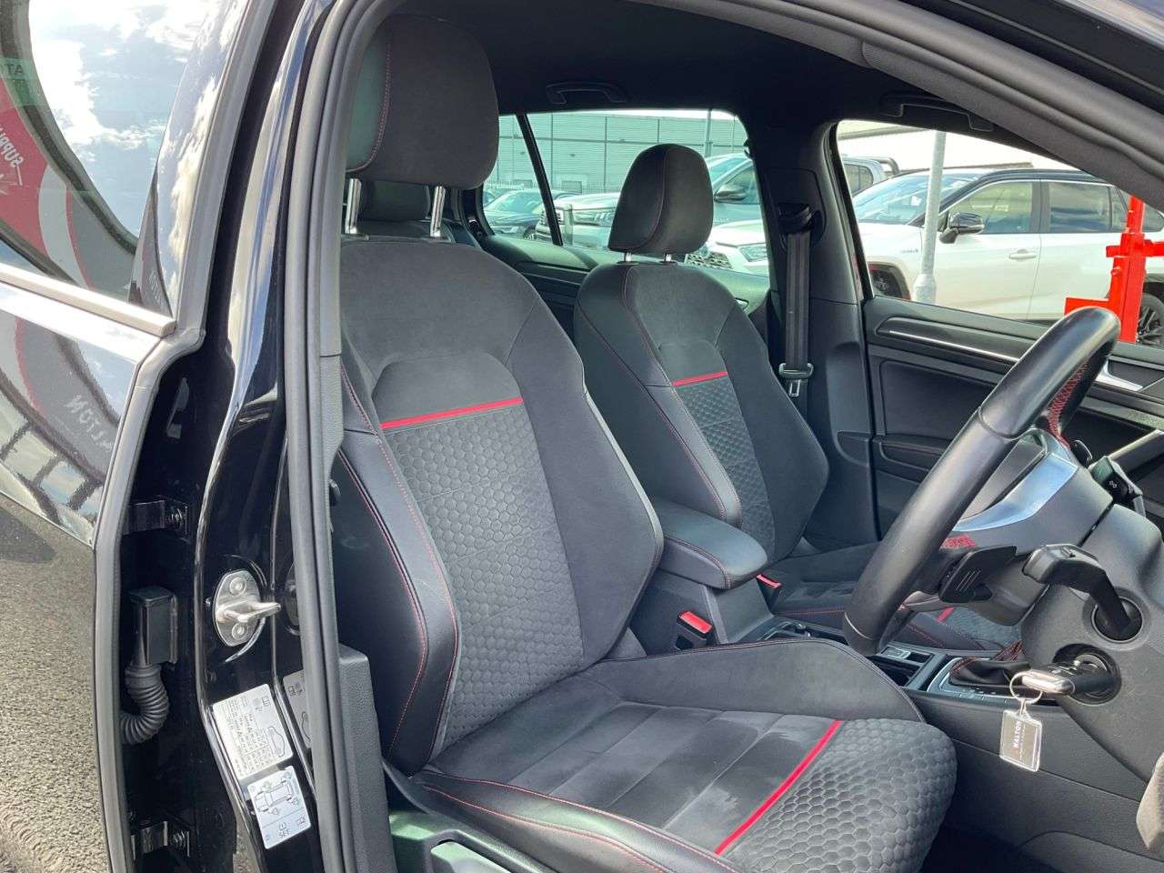 2019 VOLKSWAGEN GOLF 2019 VOLKSWAGEN GOLF