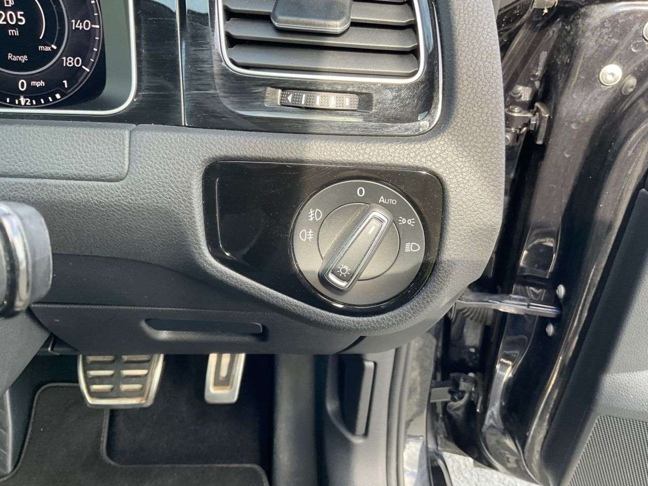 2019 VOLKSWAGEN GOLF 2019 VOLKSWAGEN GOLF