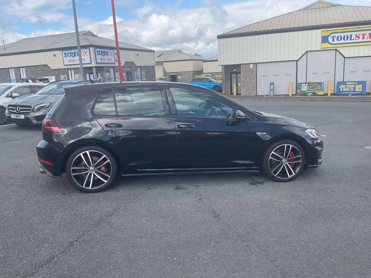 2019 VOLKSWAGEN GOLF 2019 VOLKSWAGEN GOLF