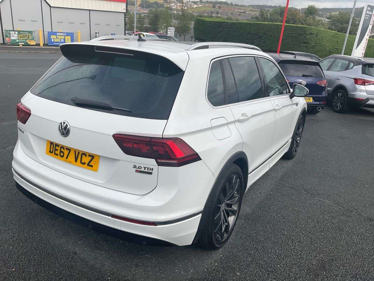 2017 VOLKSWAGEN TIGUAN 2017 VOLKSWAGEN TIGUAN