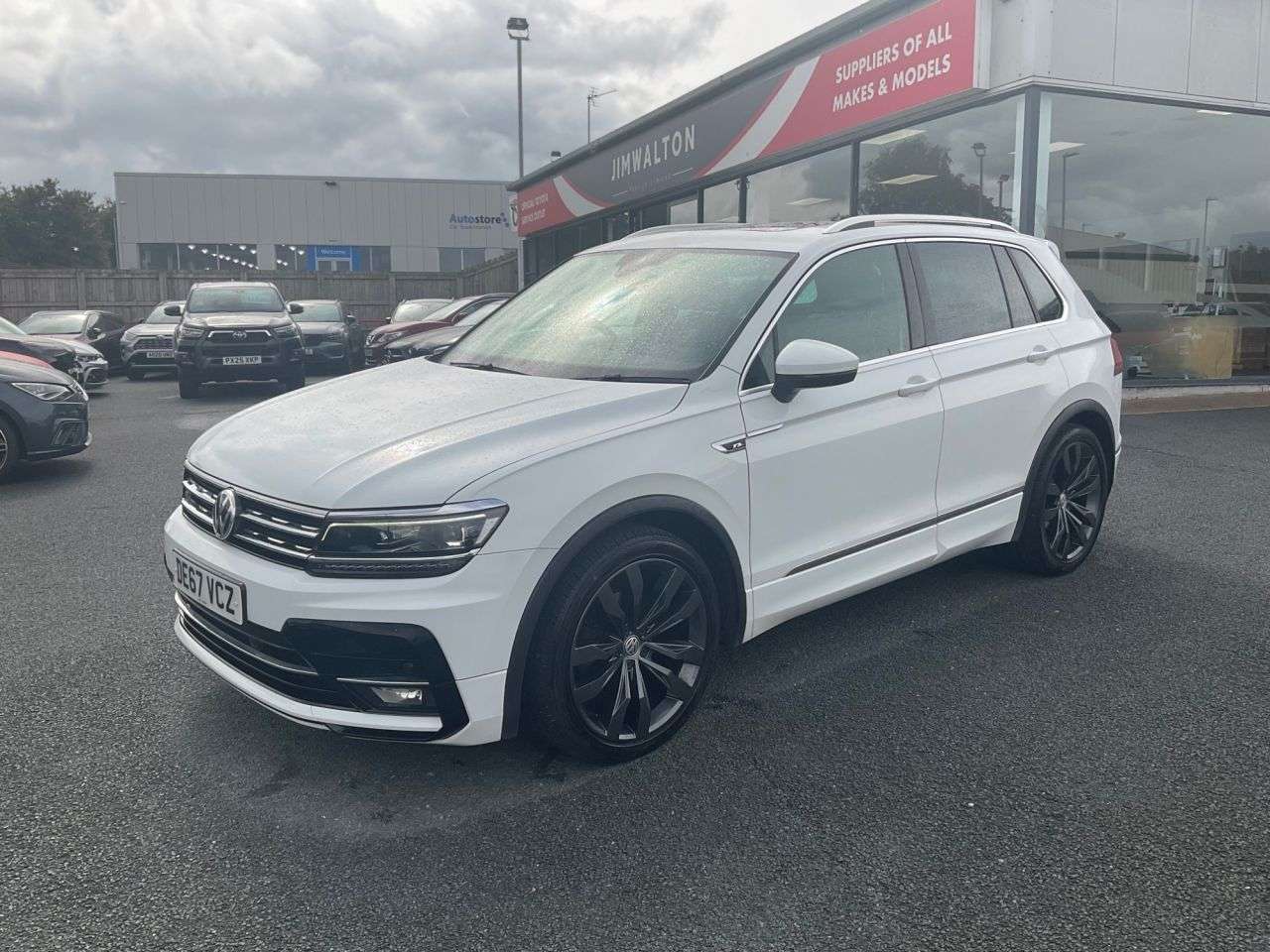 2017 VOLKSWAGEN TIGUAN 2017 VOLKSWAGEN TIGUAN