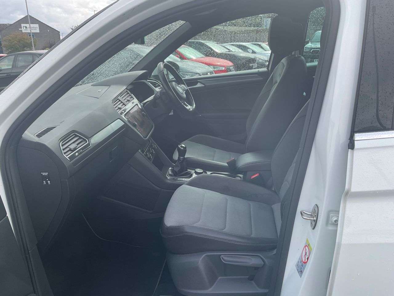 2017 VOLKSWAGEN TIGUAN 2017 VOLKSWAGEN TIGUAN