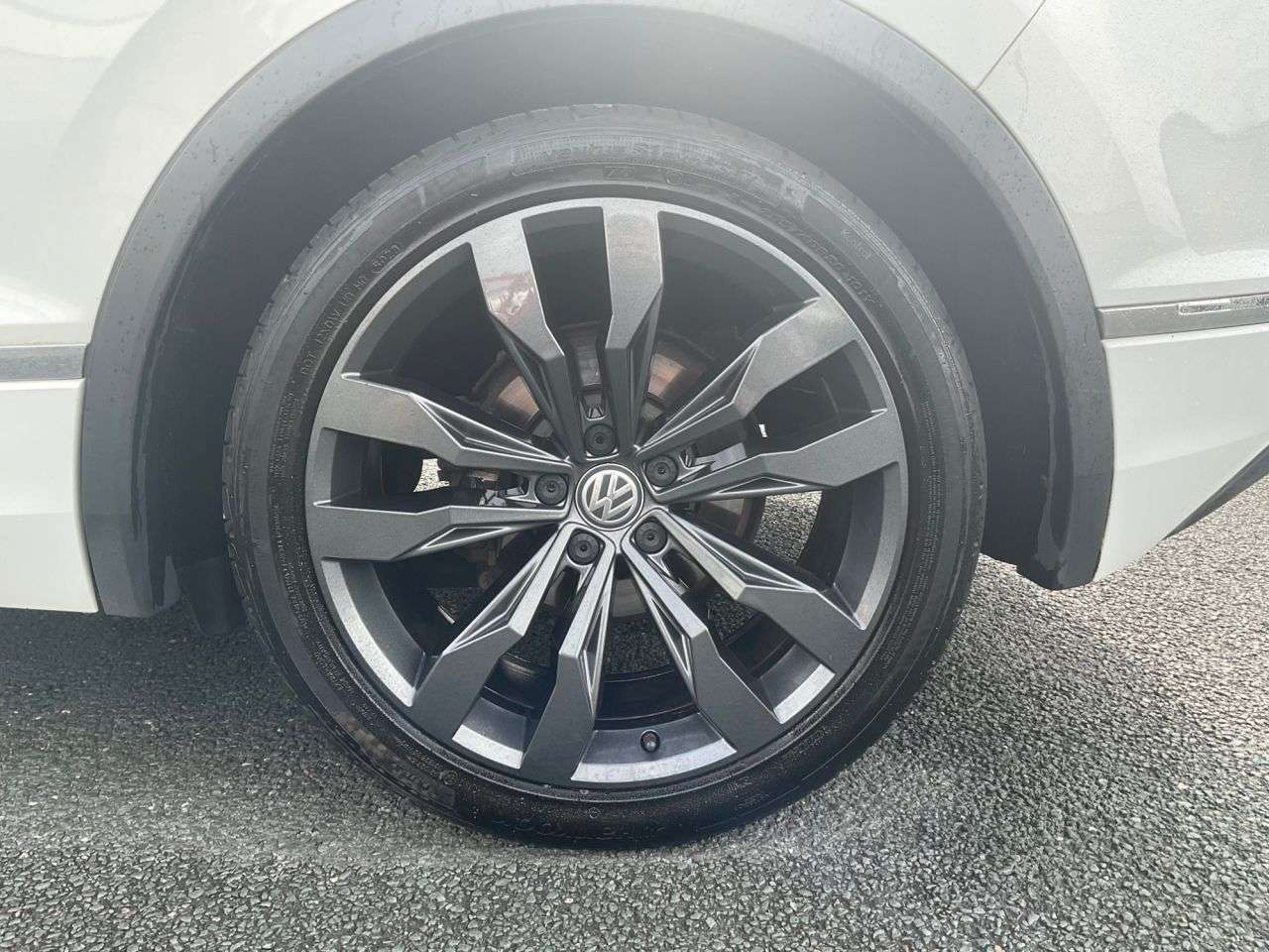 2017 VOLKSWAGEN TIGUAN 2017 VOLKSWAGEN TIGUAN