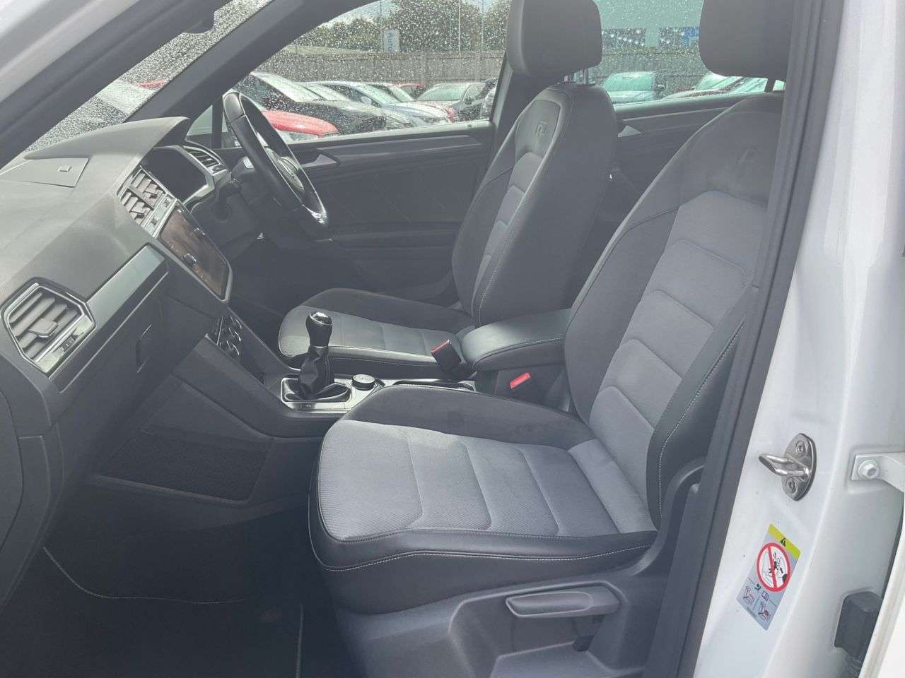 2017 VOLKSWAGEN TIGUAN 2017 VOLKSWAGEN TIGUAN