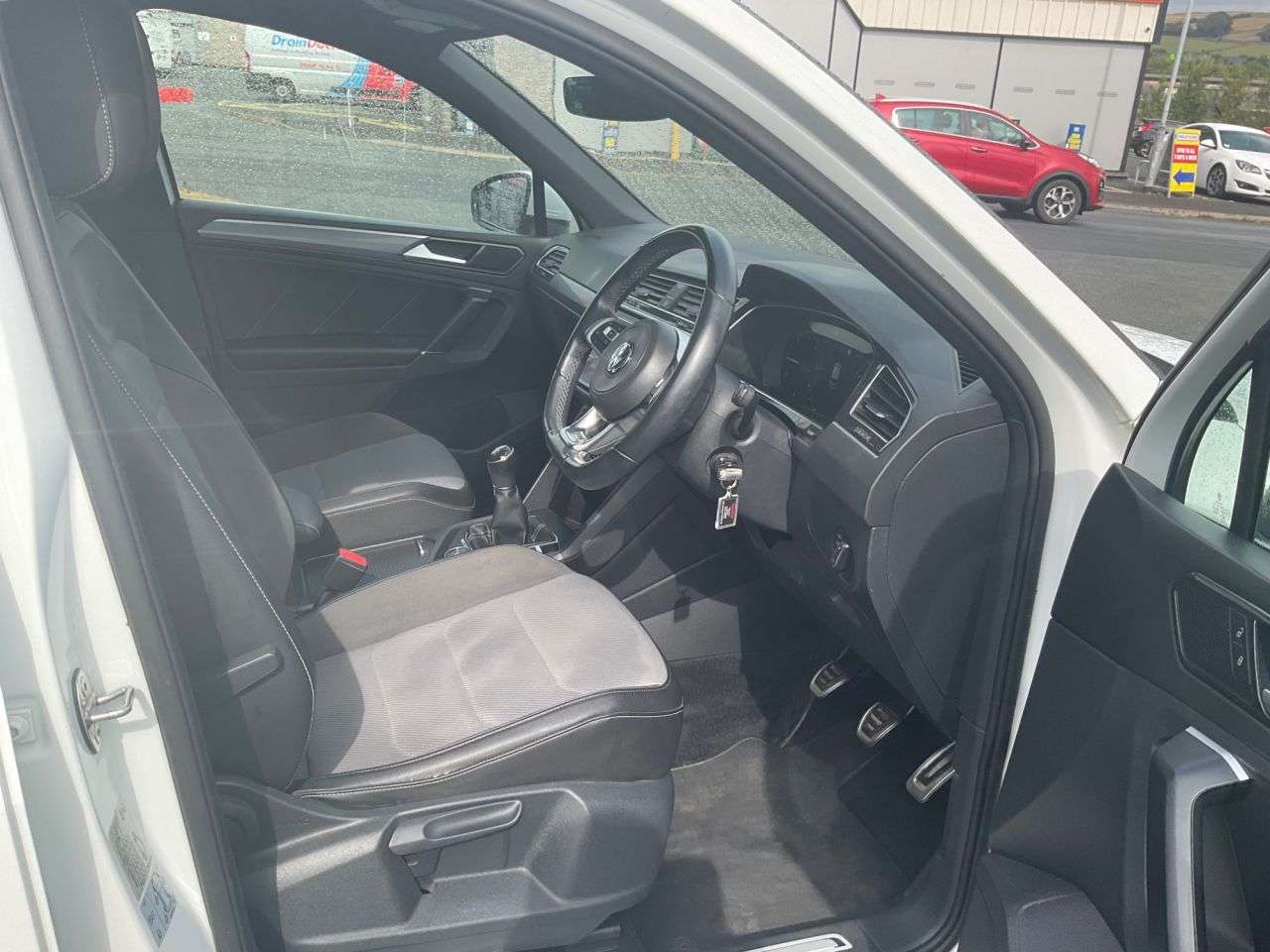 2017 VOLKSWAGEN TIGUAN 2017 VOLKSWAGEN TIGUAN