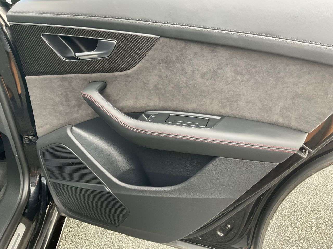 2021 AUDI RSQ8 2021 AUDI RSQ8