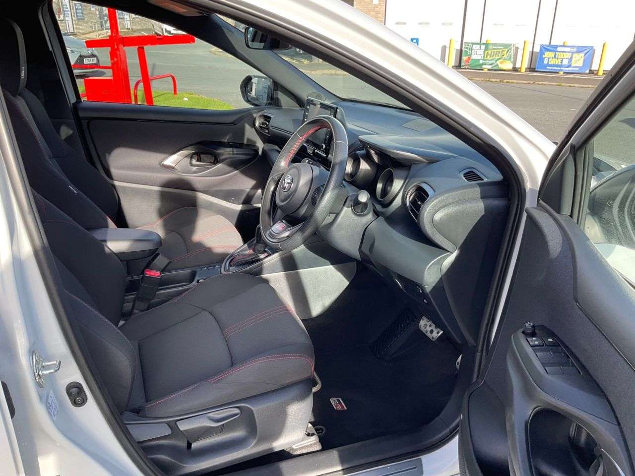 2023 TOYOTA YARIS 2023 TOYOTA YARIS