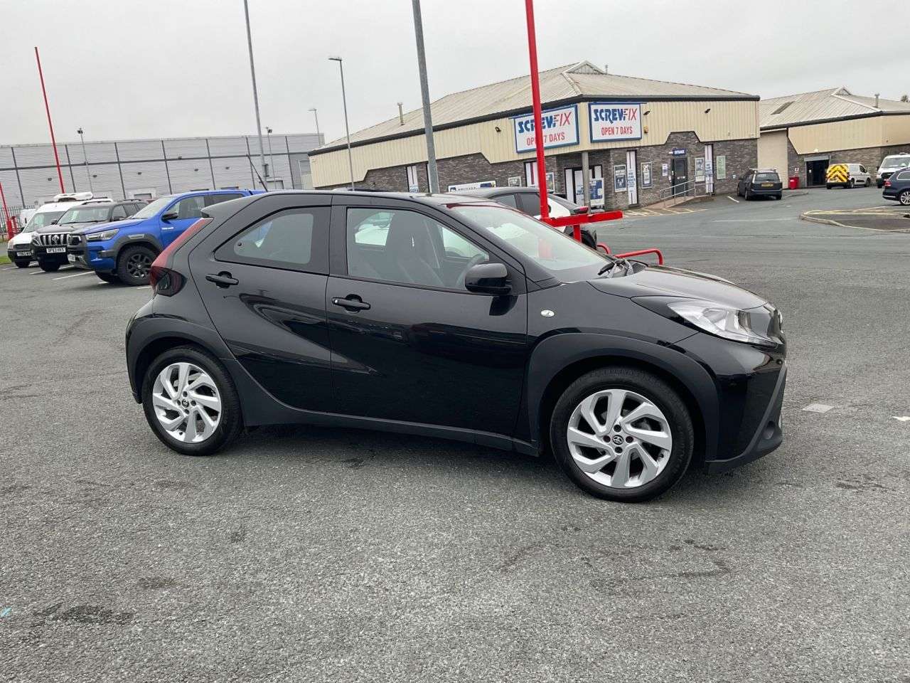 2023 TOYOTA AYGO X 2023 TOYOTA AYGO X