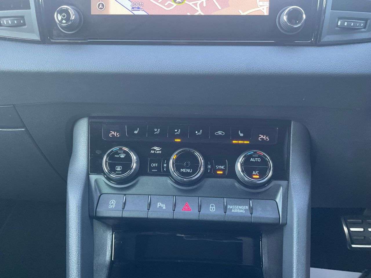 2021 SKODA KAROQ 2021 SKODA KAROQ