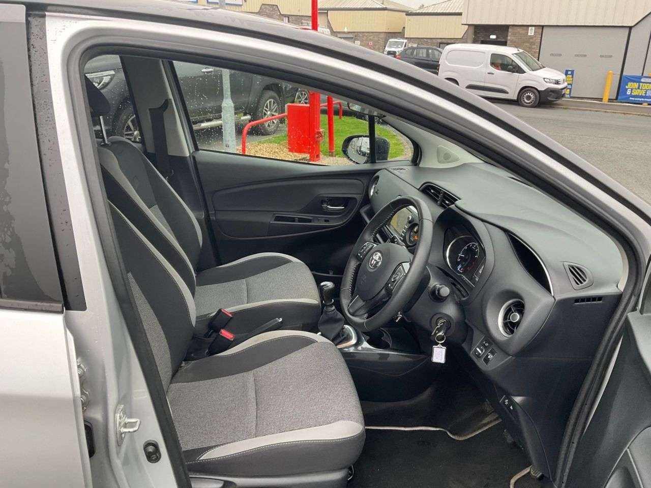 2019 TOYOTA YARIS 2019 TOYOTA YARIS
