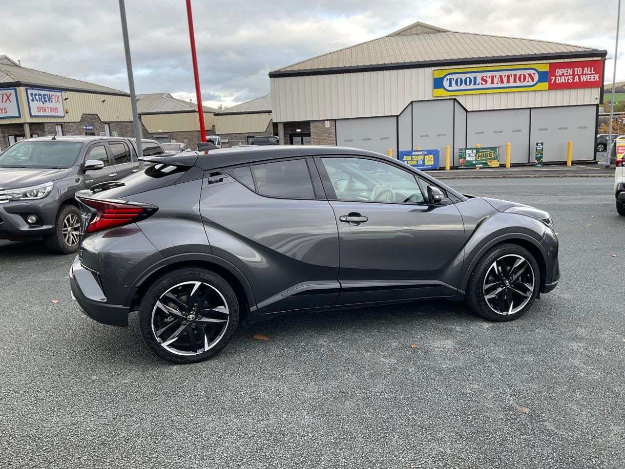 2023 TOYOTA C-HR 2023 TOYOTA C-HR
