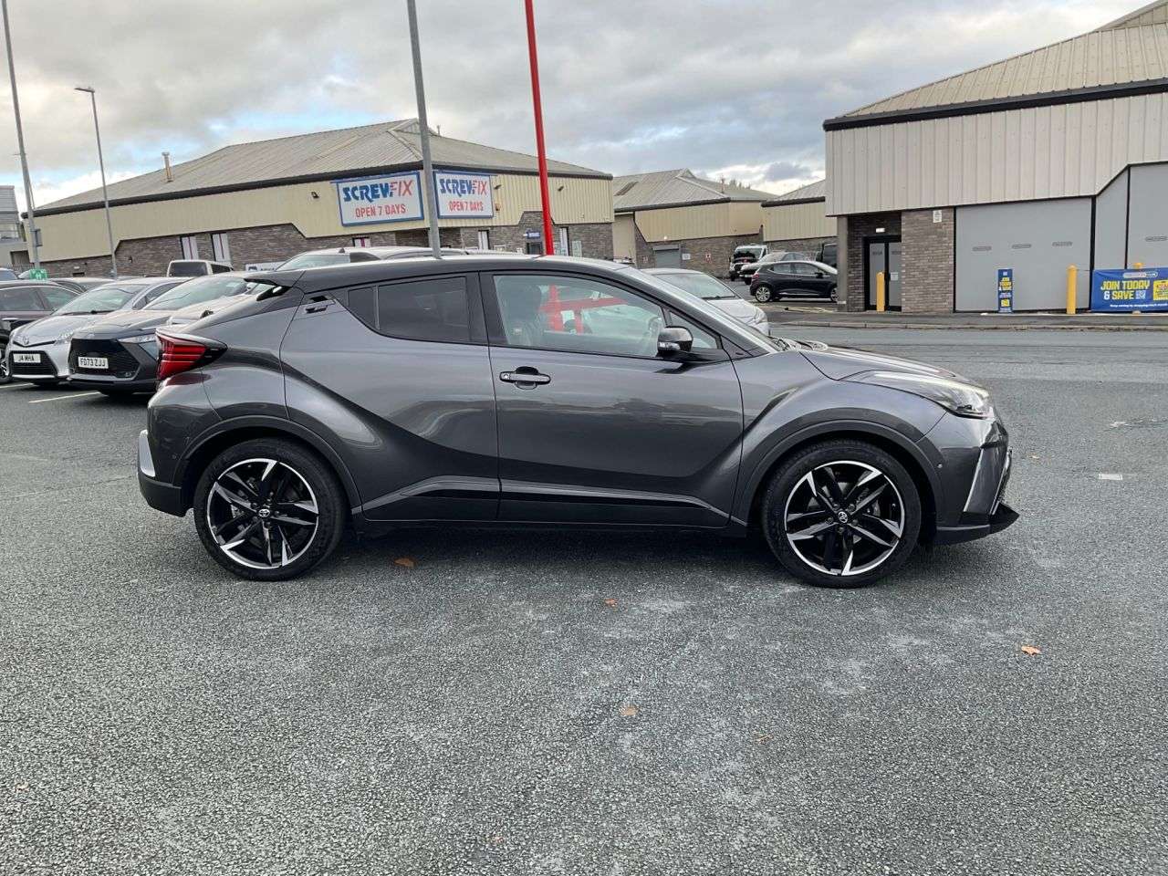 2023 TOYOTA C-HR 2023 TOYOTA C-HR