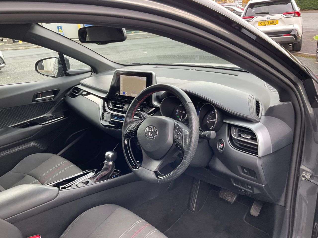 2023 TOYOTA C-HR 2023 TOYOTA C-HR