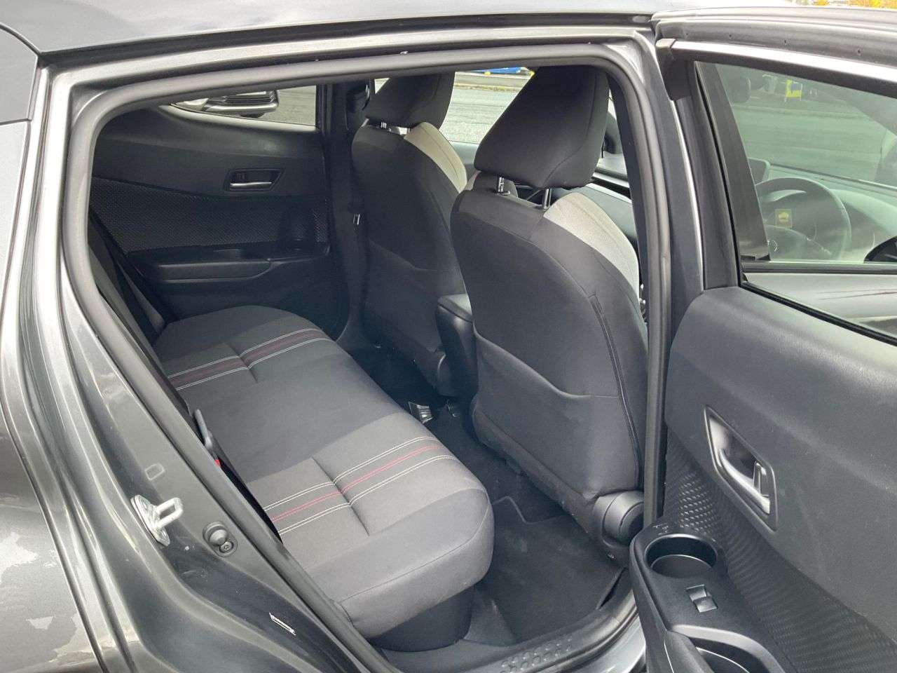 2023 TOYOTA C-HR 2023 TOYOTA C-HR