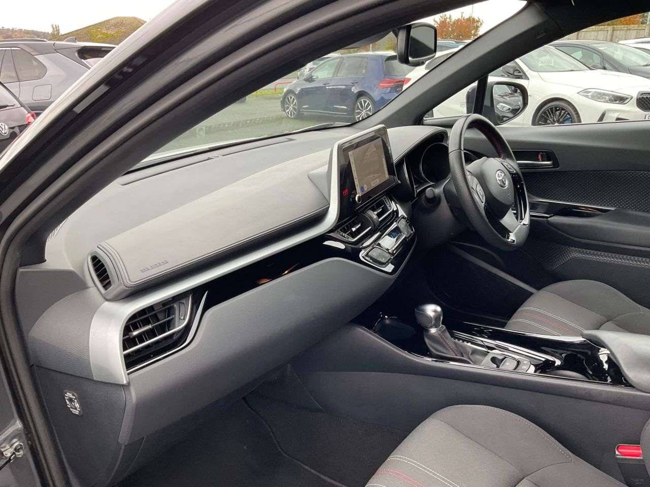 2023 TOYOTA C-HR 2023 TOYOTA C-HR