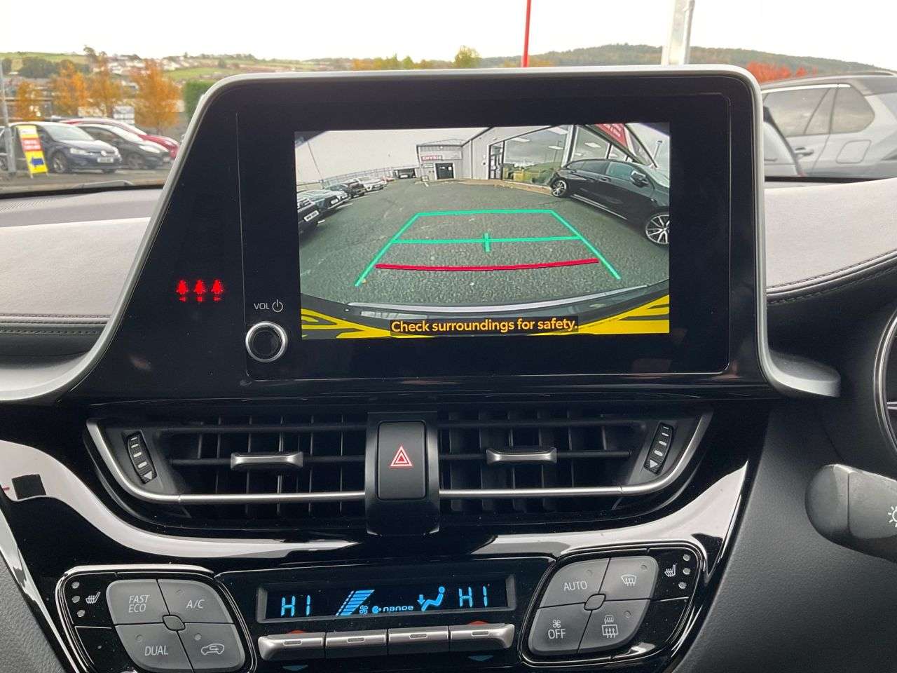 2023 TOYOTA C-HR 2023 TOYOTA C-HR