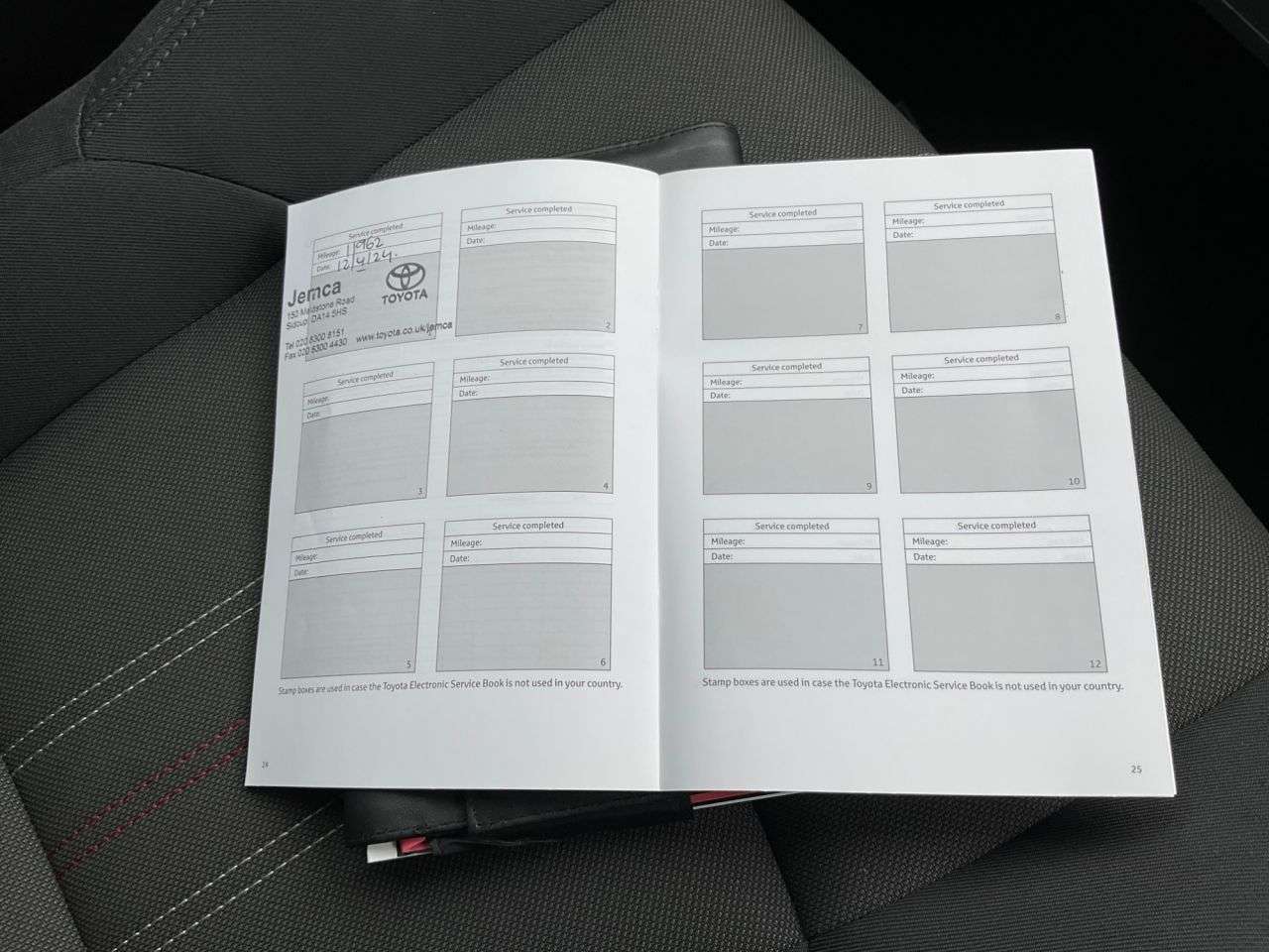 2023 TOYOTA C-HR 2023 TOYOTA C-HR